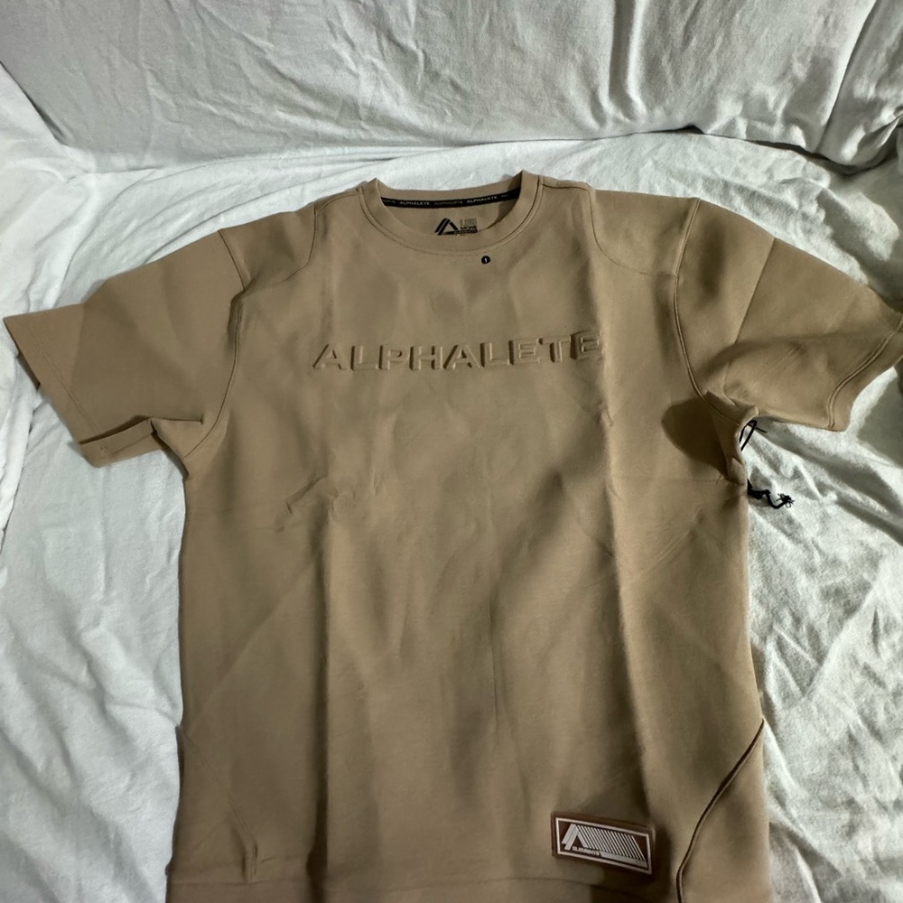 Brand New Alphalete thick shirt very well made brand!
